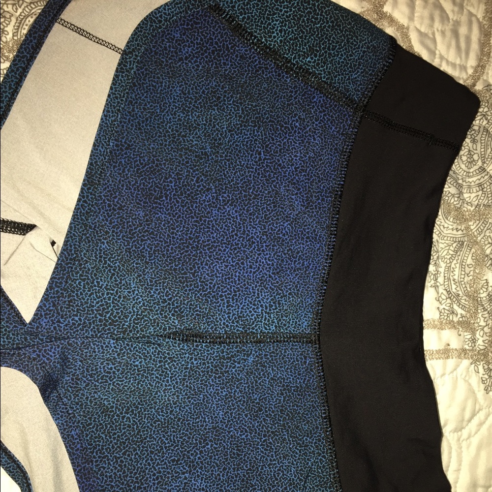 Supernatural Blue Multi Lululemon Speed Shorts Sz2